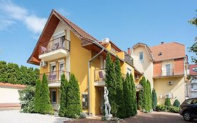 HAUS Ferencz Bötös Villa